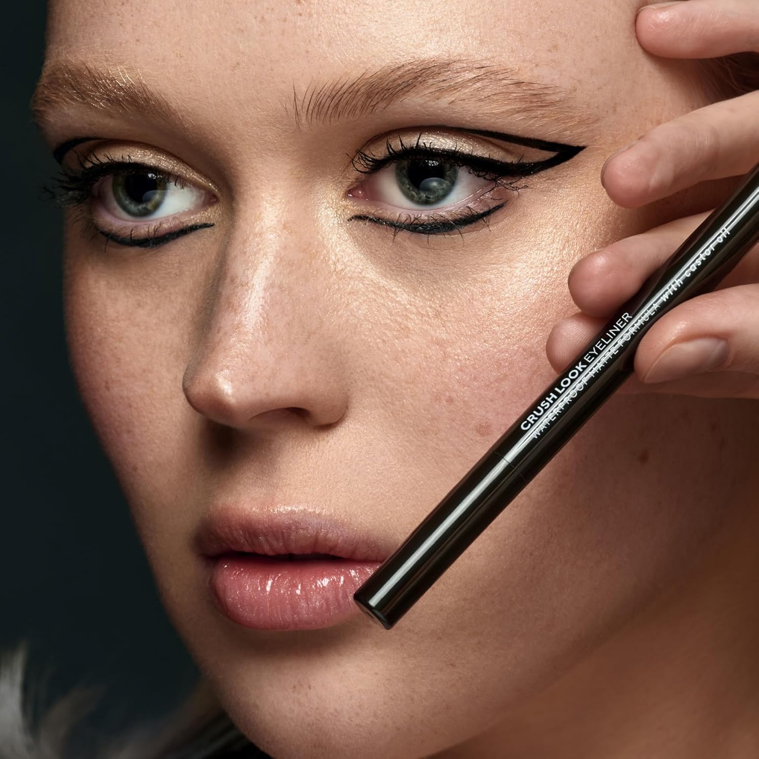 LAMEL Crush Look Eyeliner №401 Black